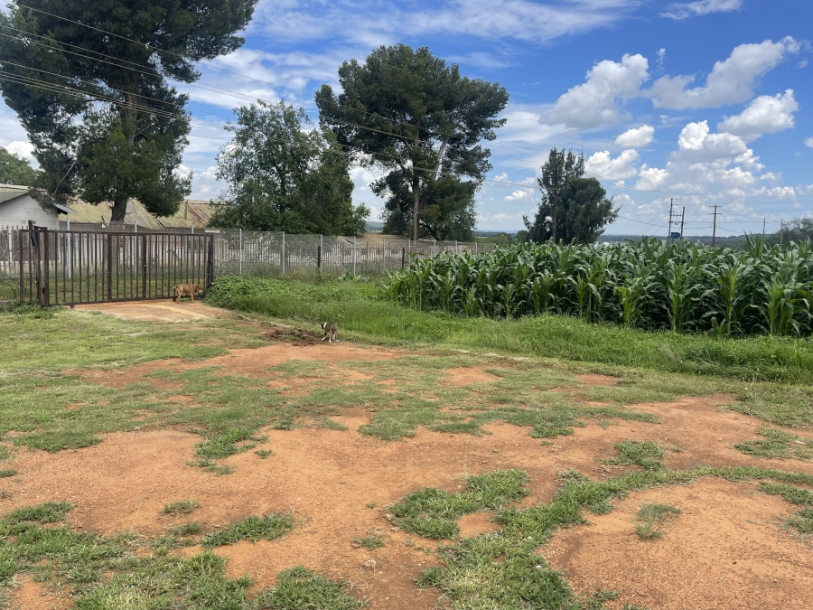 7 Bedroom Property for Sale in Homestead Apple Orchards Gauteng