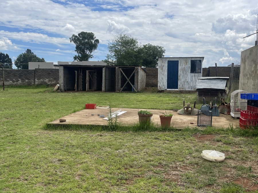 7 Bedroom Property for Sale in Homestead Apple Orchards Gauteng