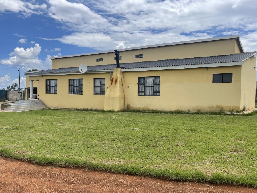 7 Bedroom Property for Sale in Homestead Apple Orchards Gauteng