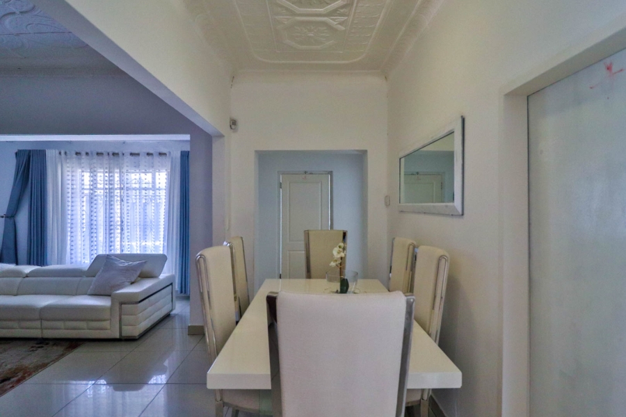 8 Bedroom Property for Sale in Kenilworth Gauteng