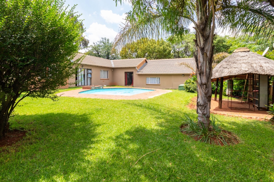 7 Bedroom Property for Sale in Golf View Gauteng
