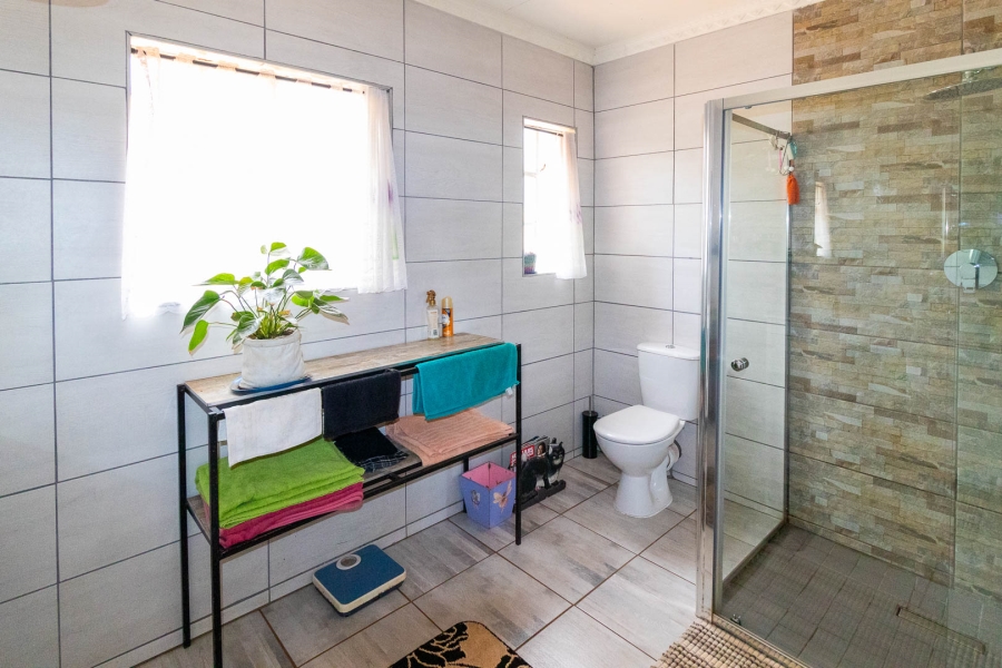 7 Bedroom Property for Sale in Golf View Gauteng