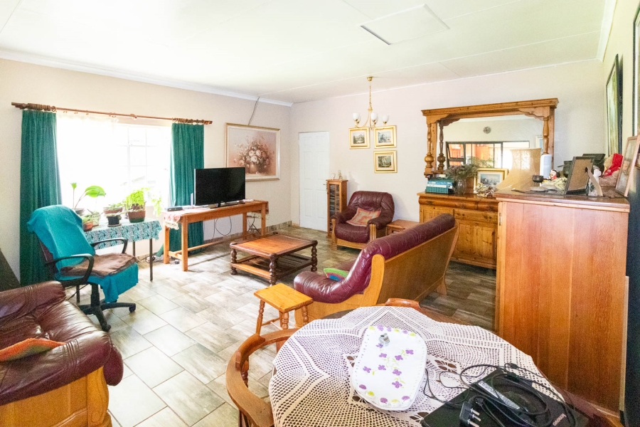 7 Bedroom Property for Sale in Golf View Gauteng