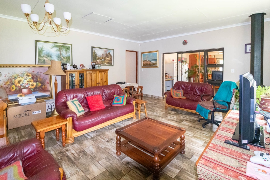 7 Bedroom Property for Sale in Golf View Gauteng