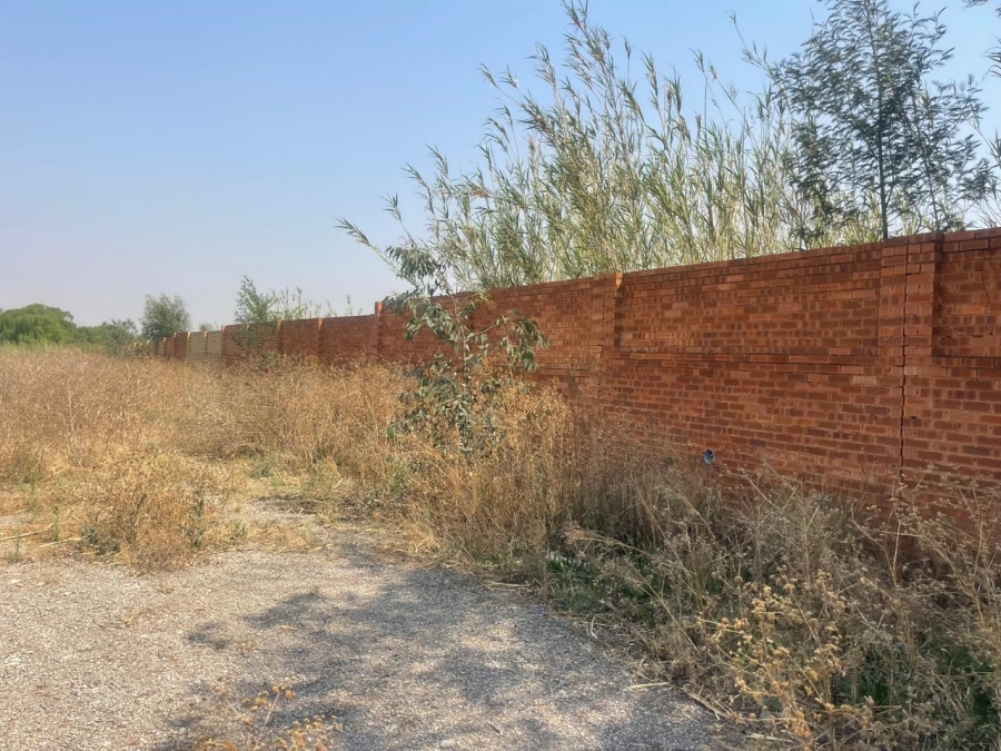 0 Bedroom Property for Sale in Olifantsvlei Gauteng