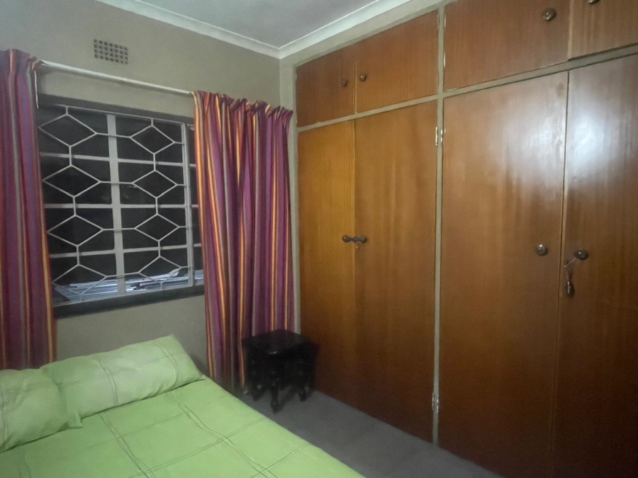 4 Bedroom Property for Sale in Mondeor Gauteng