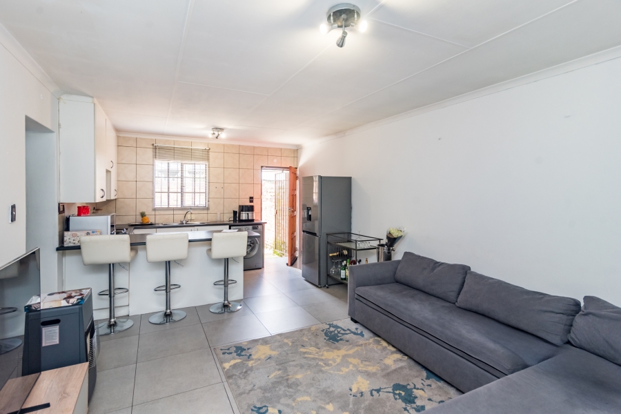 2 Bedroom Property for Sale in Willowbrook Gauteng