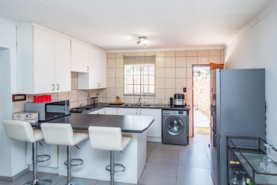 2 Bedroom Property for Sale in Willowbrook Gauteng
