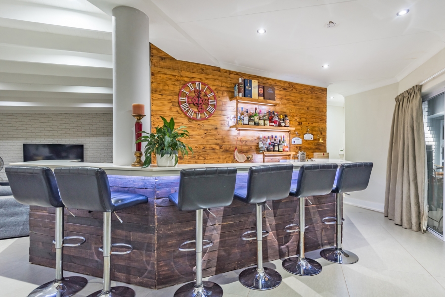 4 Bedroom Property for Sale in Noordheuwel Gauteng