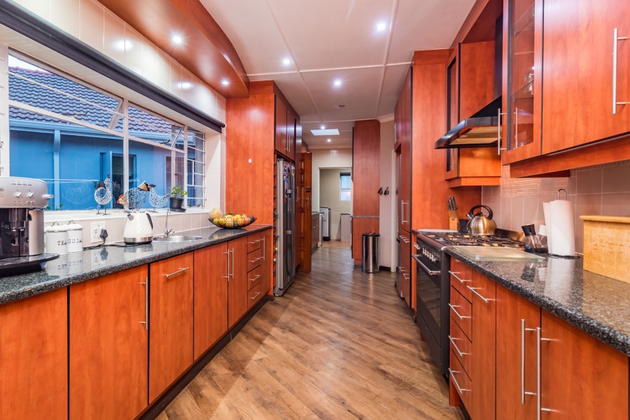 4 Bedroom Property for Sale in Noordheuwel Gauteng