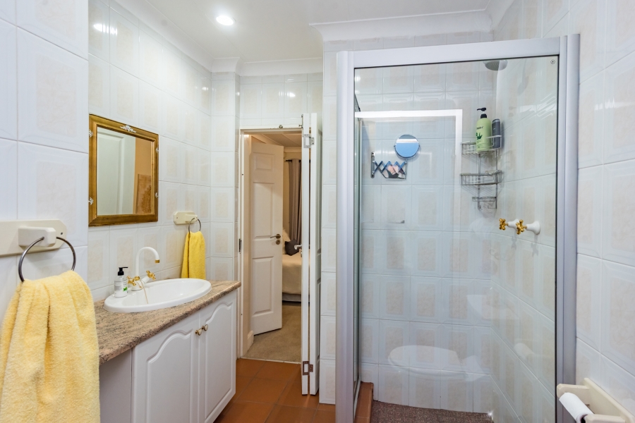 4 Bedroom Property for Sale in Noordheuwel Gauteng