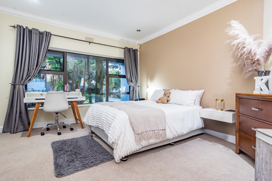 4 Bedroom Property for Sale in Noordheuwel Gauteng