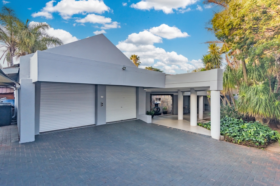 4 Bedroom Property for Sale in Noordheuwel Gauteng