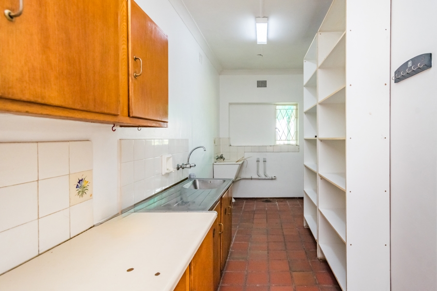 6 Bedroom Property for Sale in Florida Hills Gauteng