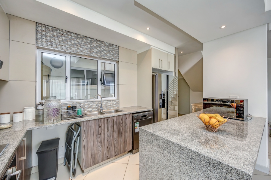 3 Bedroom Property for Sale in Rivonia Gauteng