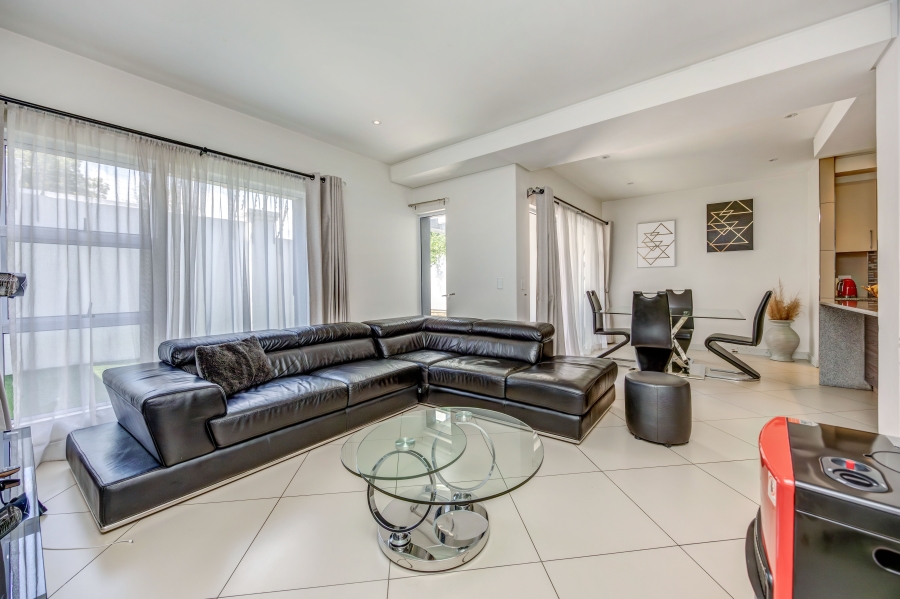 3 Bedroom Property for Sale in Rivonia Gauteng