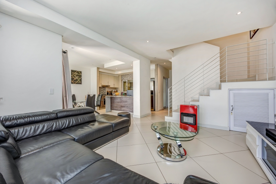 3 Bedroom Property for Sale in Rivonia Gauteng