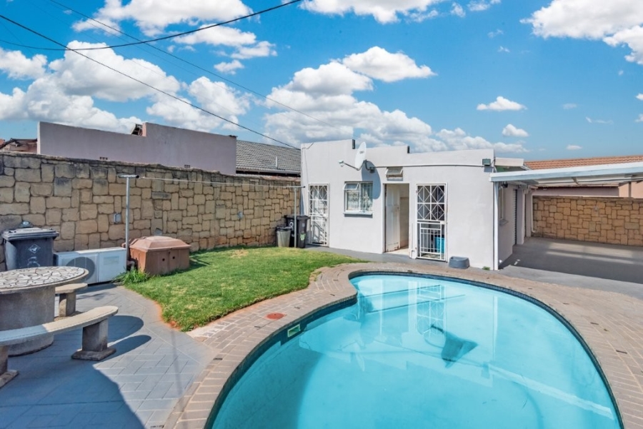 4 Bedroom Property for Sale in Riverlea Gauteng