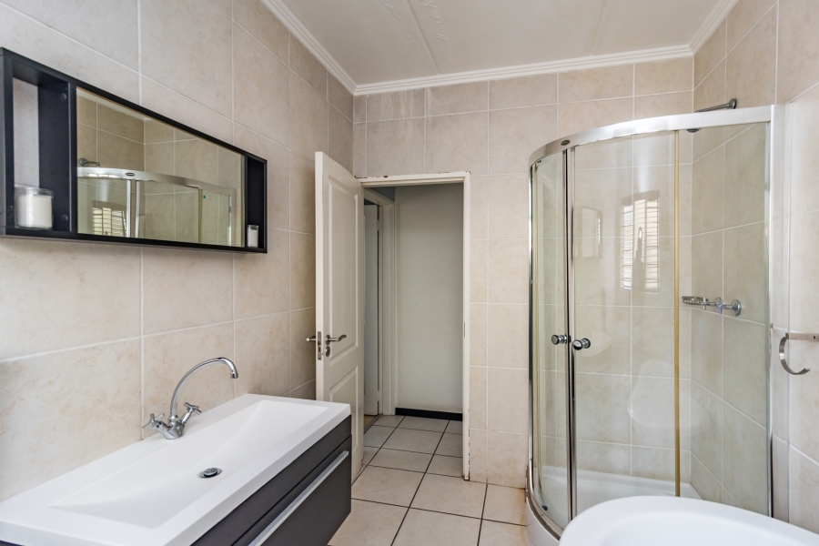 3 Bedroom Property for Sale in Douglasdale Gauteng