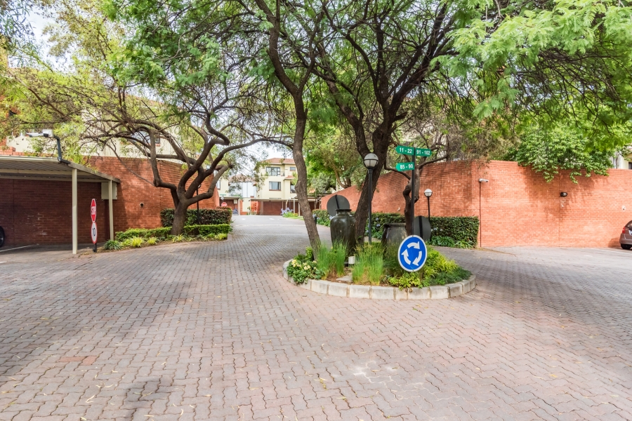 3 Bedroom Property for Sale in Douglasdale Gauteng