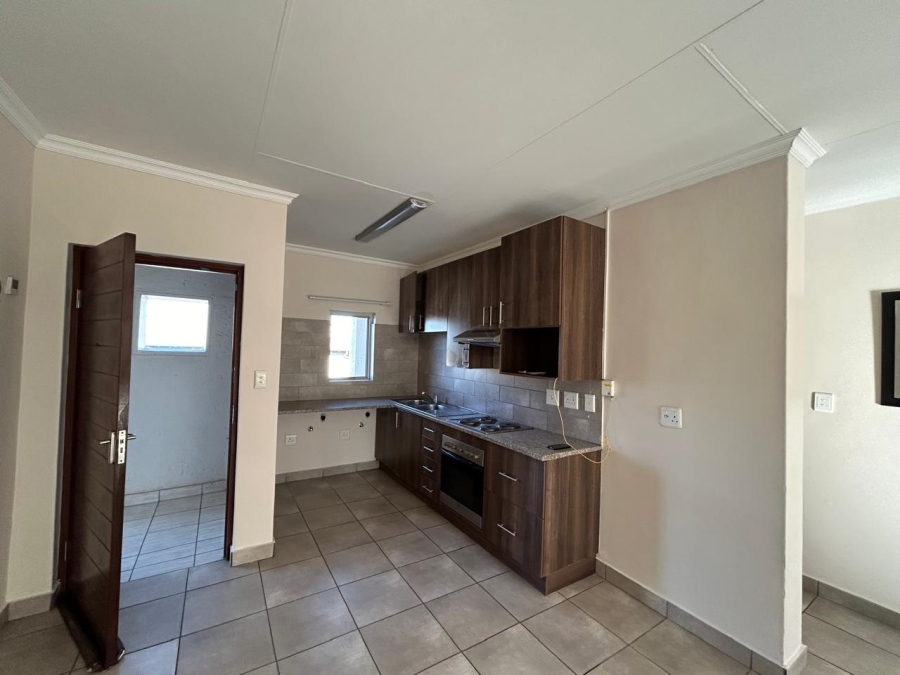 To Let 3 Bedroom Property for Rent in Erand Gardens Gauteng