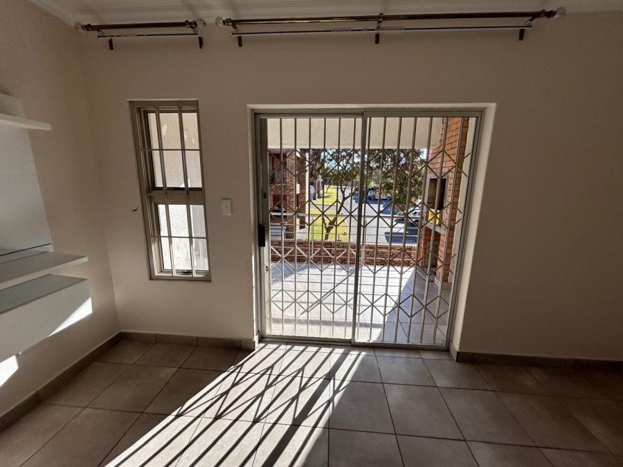 To Let 3 Bedroom Property for Rent in Erand Gardens Gauteng