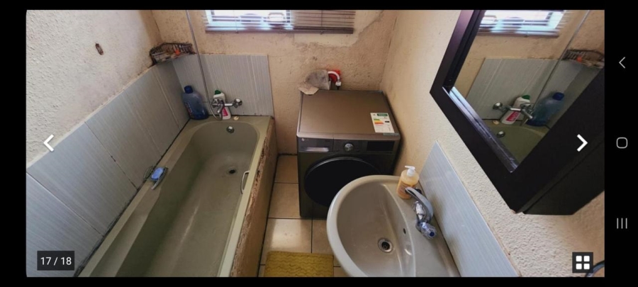 To Let 3 Bedroom Property for Rent in Naturena Gauteng