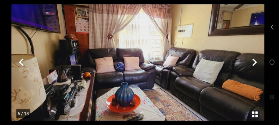 To Let 3 Bedroom Property for Rent in Naturena Gauteng
