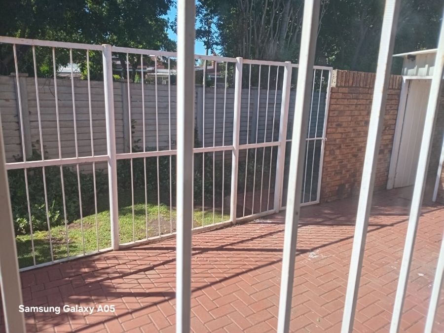 3 Bedroom Property for Sale in Flora Gardens Gauteng