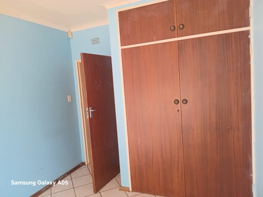 3 Bedroom Property for Sale in Flora Gardens Gauteng
