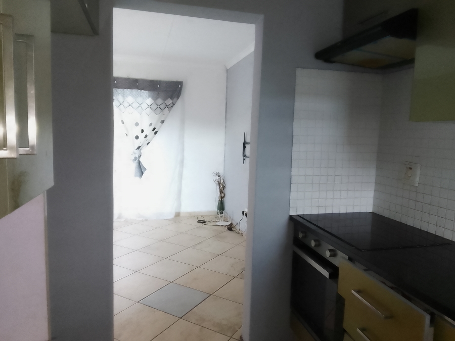 To Let 3 Bedroom Property for Rent in Blue Hills Gauteng