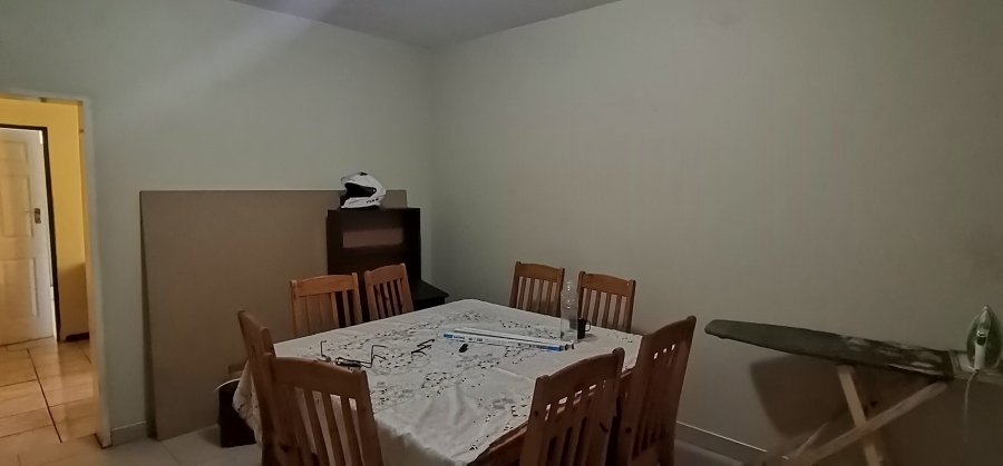 8 Bedroom Property for Sale in Bedworth Park Gauteng