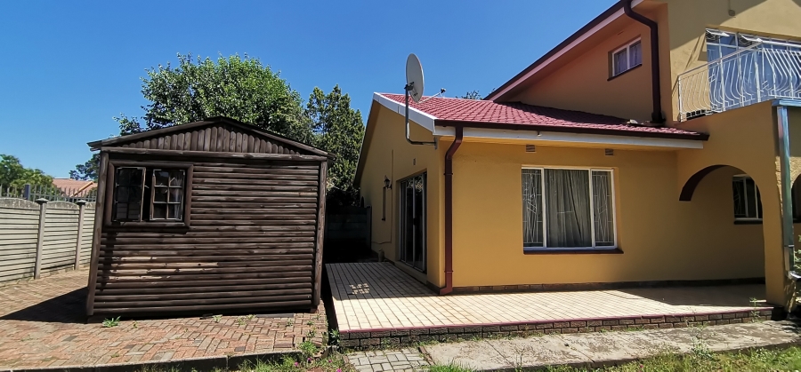 8 Bedroom Property for Sale in Bedworth Park Gauteng