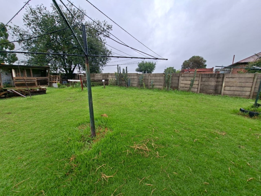 4 Bedroom Property for Sale in Dunnottar Gauteng