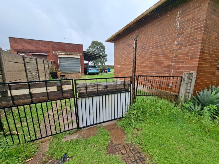4 Bedroom Property for Sale in Dunnottar Gauteng