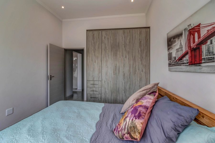 2 Bedroom Property for Sale in Broadacres Gauteng