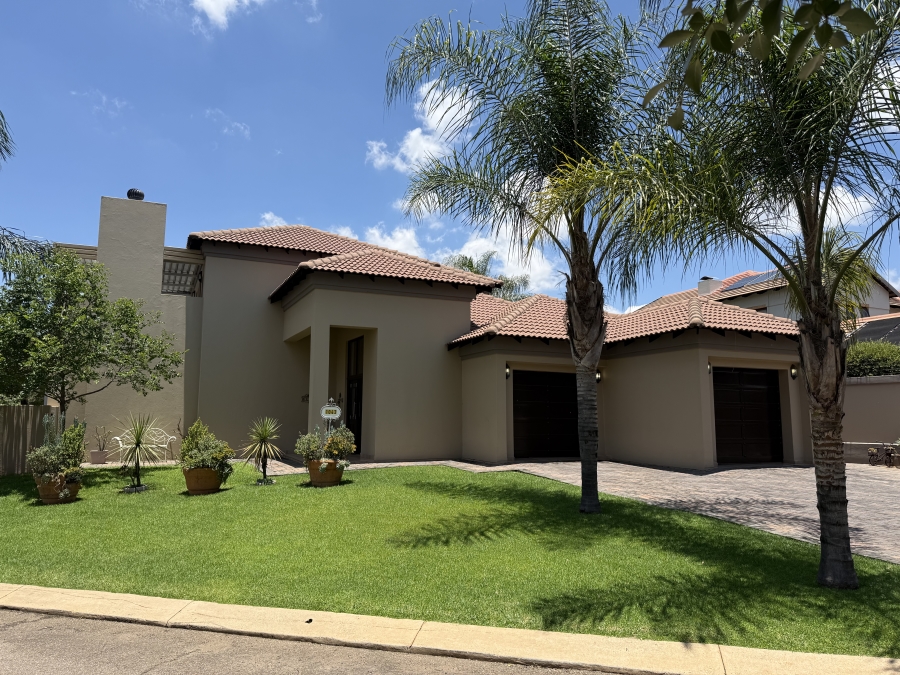3 Bedroom Property for Sale in Zambezi Country Estate Gauteng