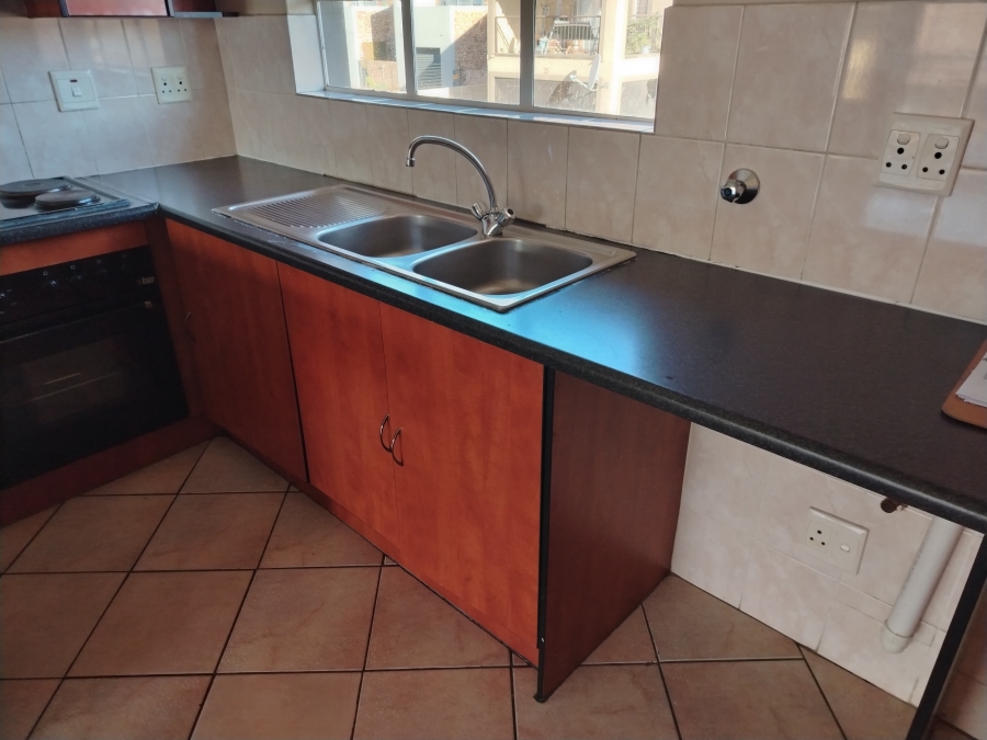 To Let 2 Bedroom Property for Rent in Rand Collieries Gauteng