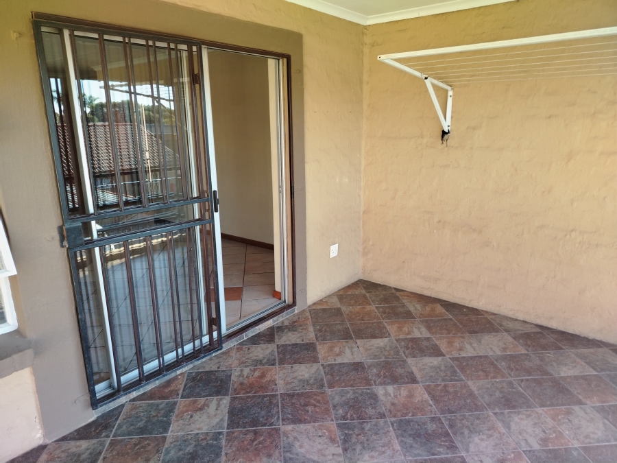 To Let 2 Bedroom Property for Rent in Rand Collieries Gauteng