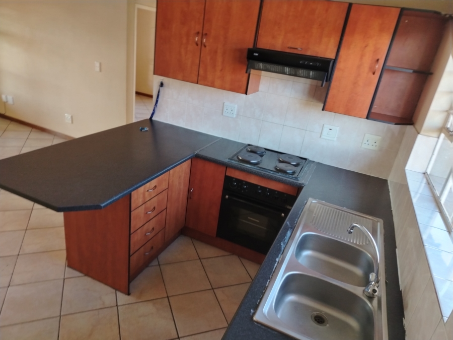 To Let 2 Bedroom Property for Rent in Rand Collieries Gauteng