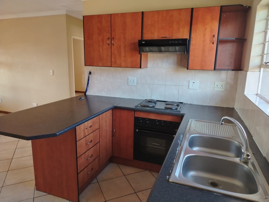 To Let 2 Bedroom Property for Rent in Rand Collieries Gauteng