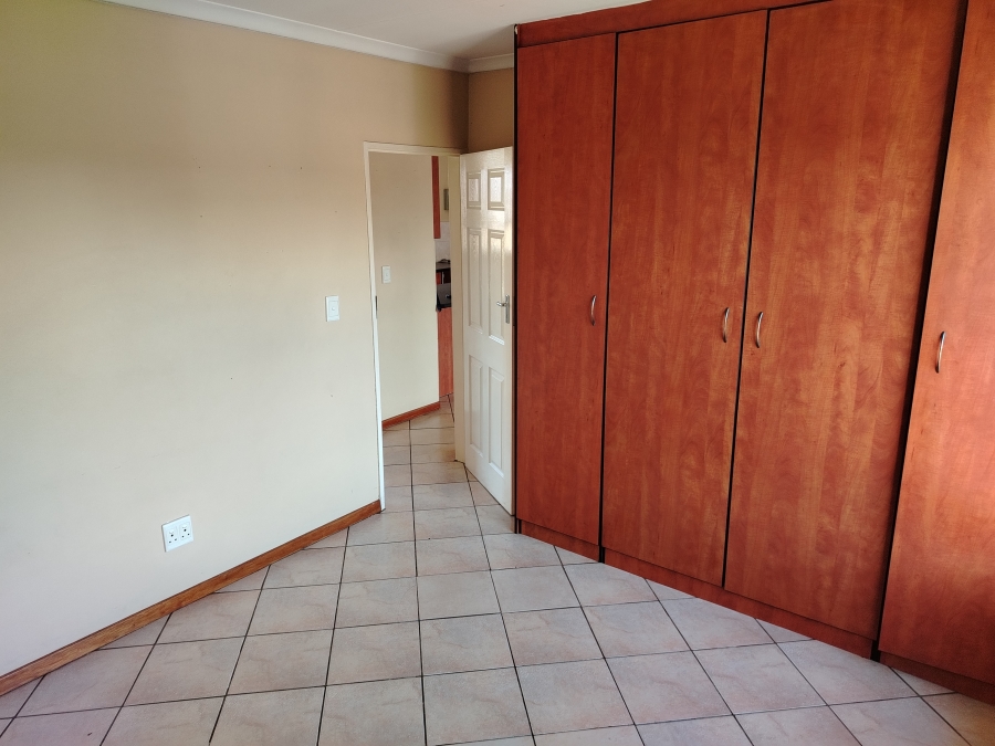 To Let 2 Bedroom Property for Rent in Rand Collieries Gauteng
