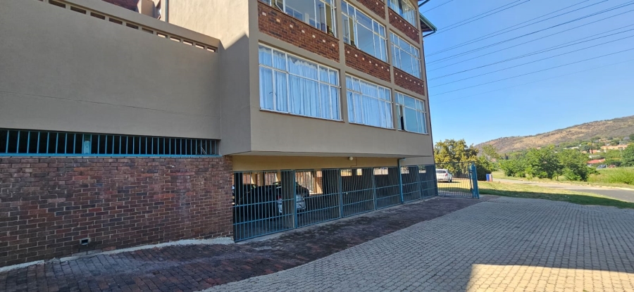 To Let 2 Bedroom Property for Rent in Mondeor Gauteng