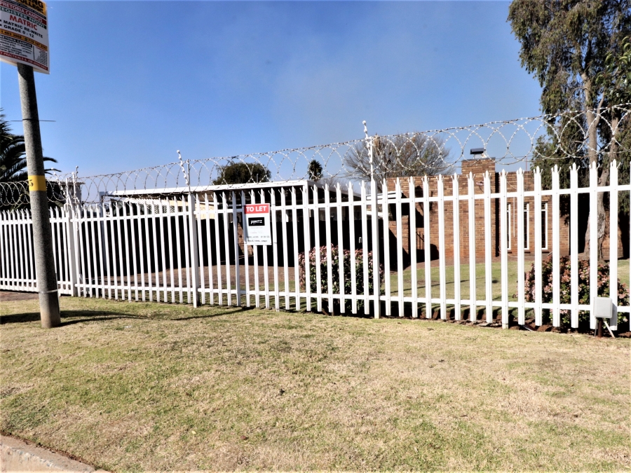 To Let 3 Bedroom Property for Rent in Edleen Gauteng