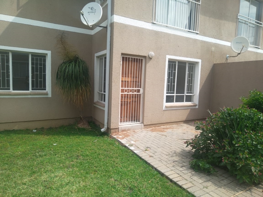 2 Bedroom Property for Sale in Comet Gauteng