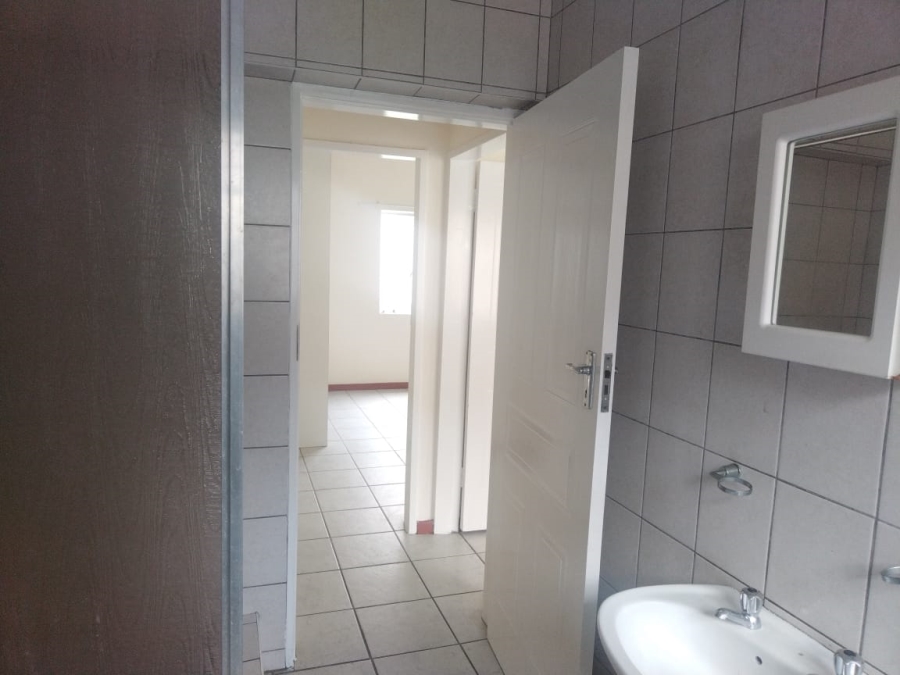 2 Bedroom Property for Sale in Comet Gauteng