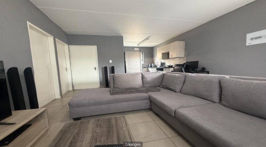 2 Bedroom Property for Sale in Albertsdal Gauteng