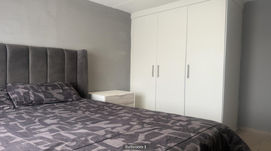 2 Bedroom Property for Sale in Albertsdal Gauteng