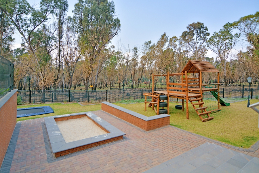 2 Bedroom Property for Sale in Modderfontein Gauteng