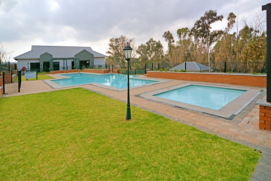 2 Bedroom Property for Sale in Modderfontein Gauteng